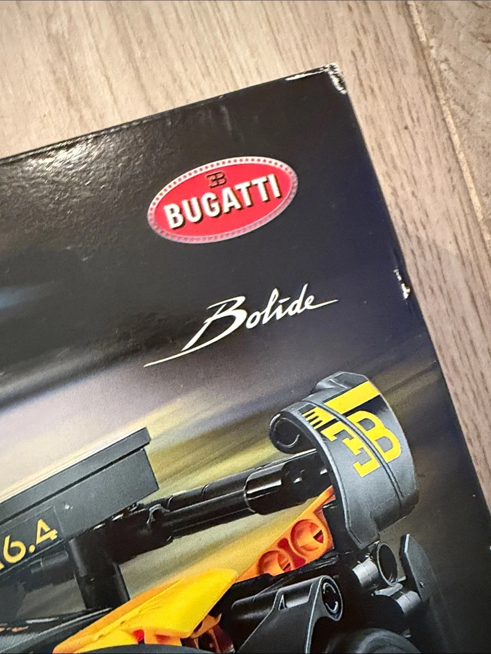 LEGO Technic Bugatti Bolide Race Car - Black & Yellow